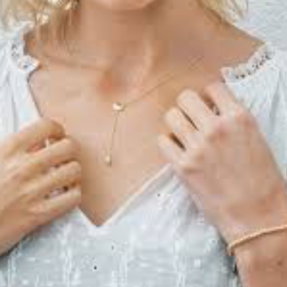 Gorjana Seashell 🐚 Charm Lariat Necklace - Picture 2 of 6